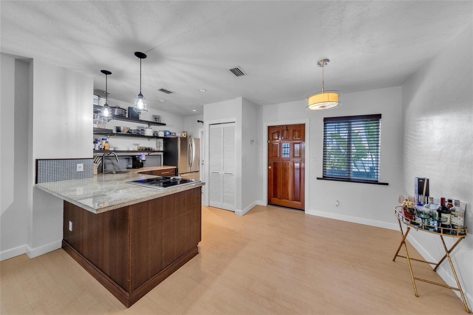 1535 SE 15th Street 305 photo 9