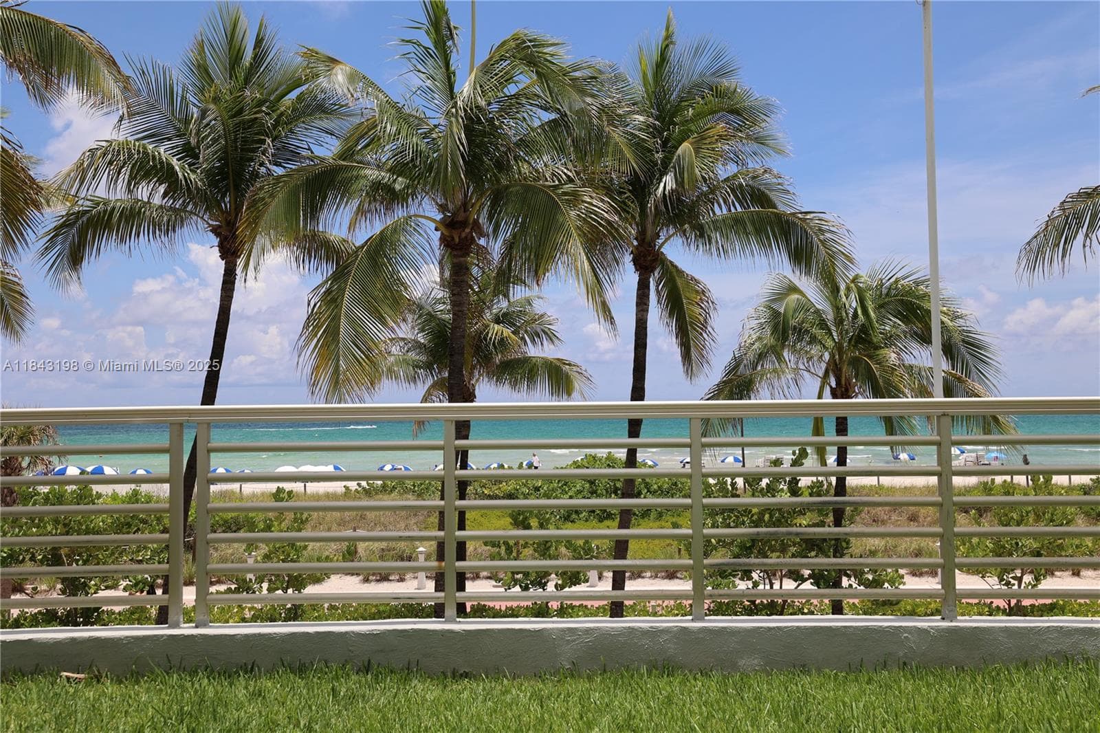 5151 Collins Ave 927 photo 16