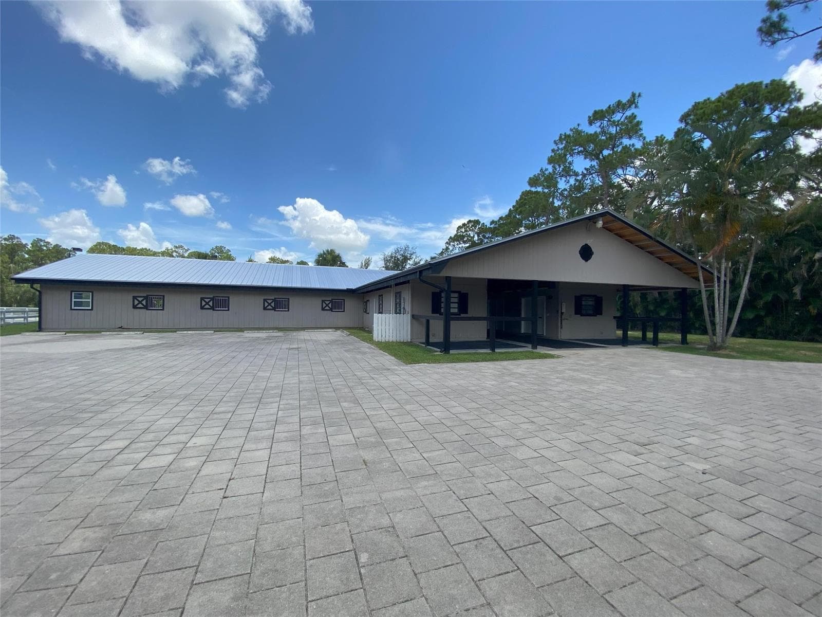 2315 Deer Run Boulevard photo 5