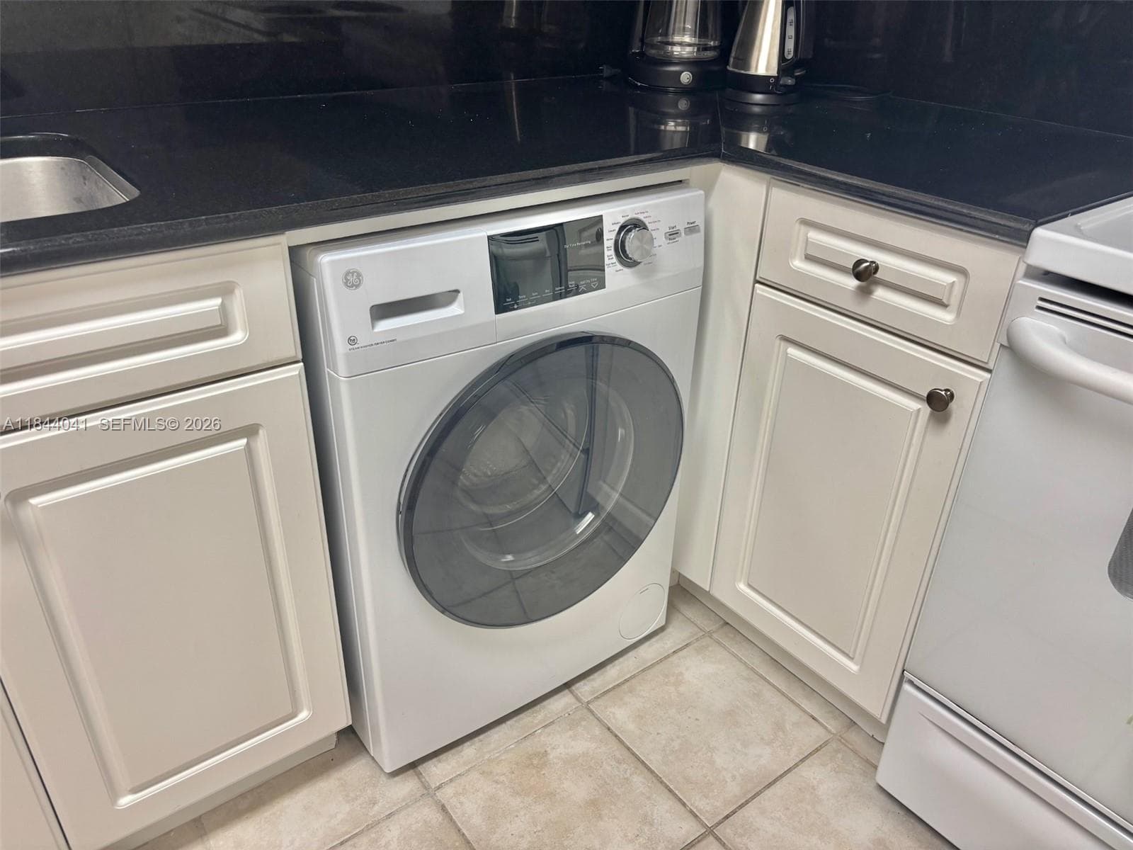 2501 Ocean Dr 433 photo 3