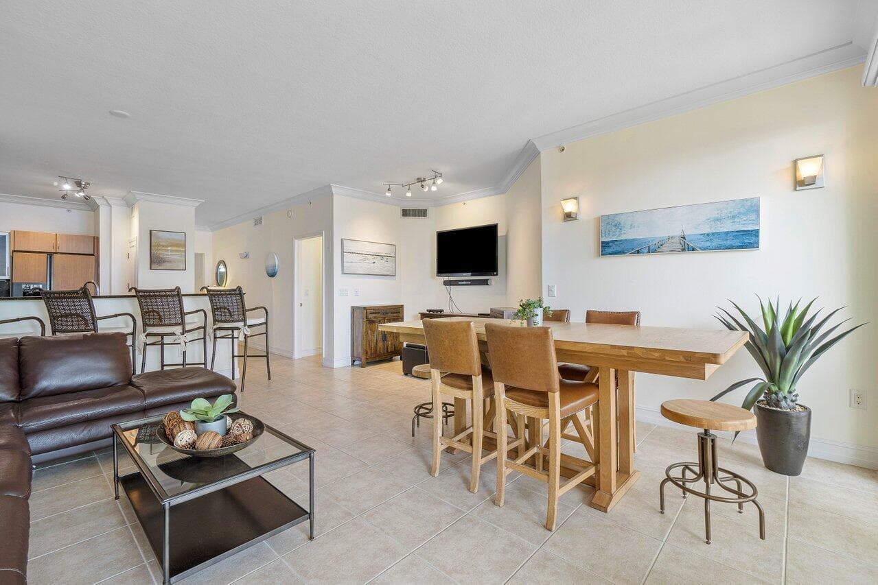 806 E Windward 301 Way 301 photo 12