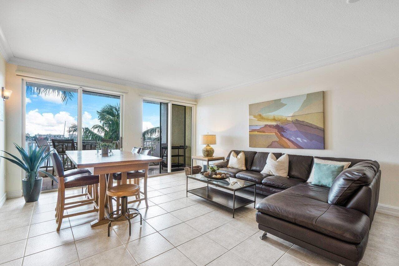 806 E Windward 301 Way 301 photo 9