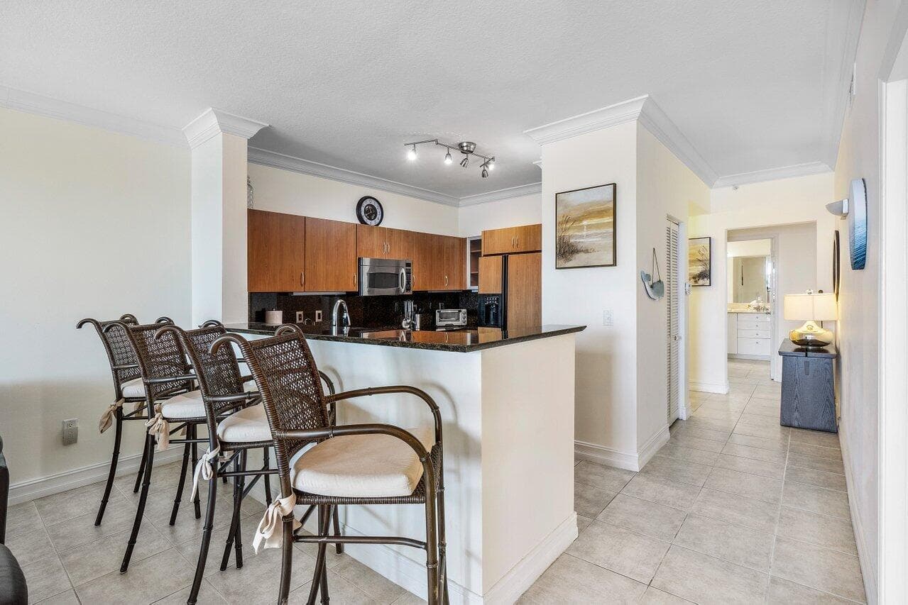 806 E Windward 301 Way 301 photo 14