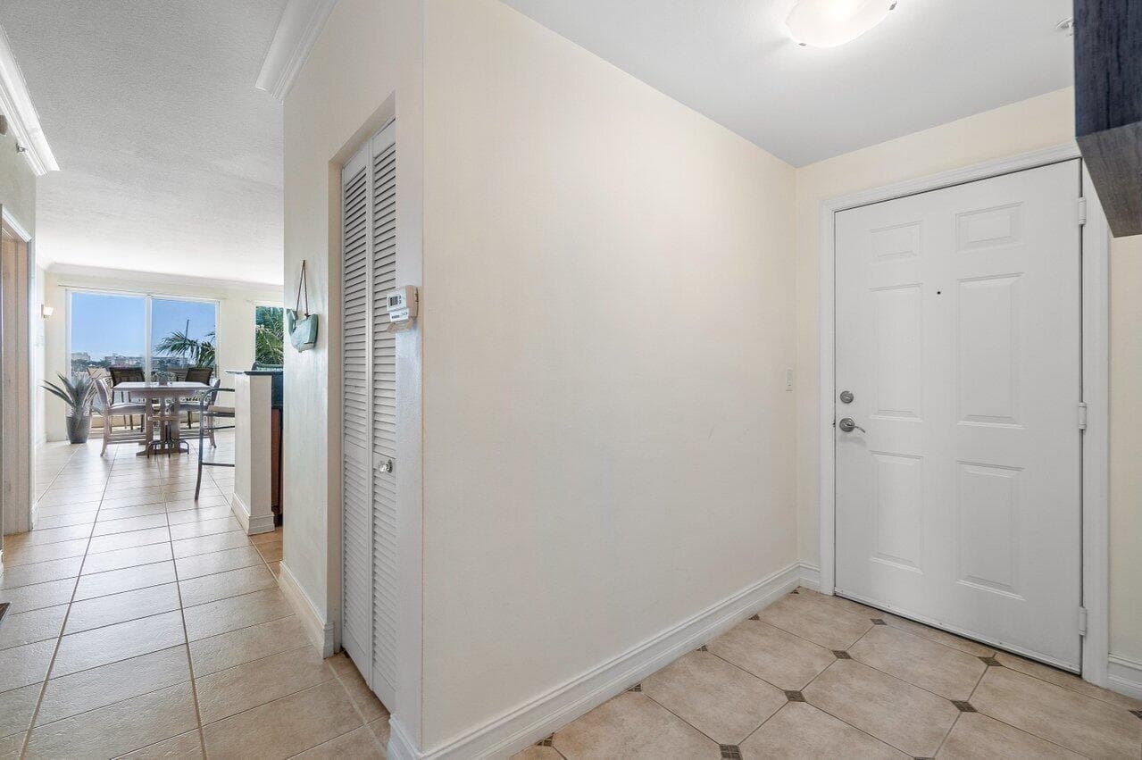 806 E Windward 301 Way 301 photo 8