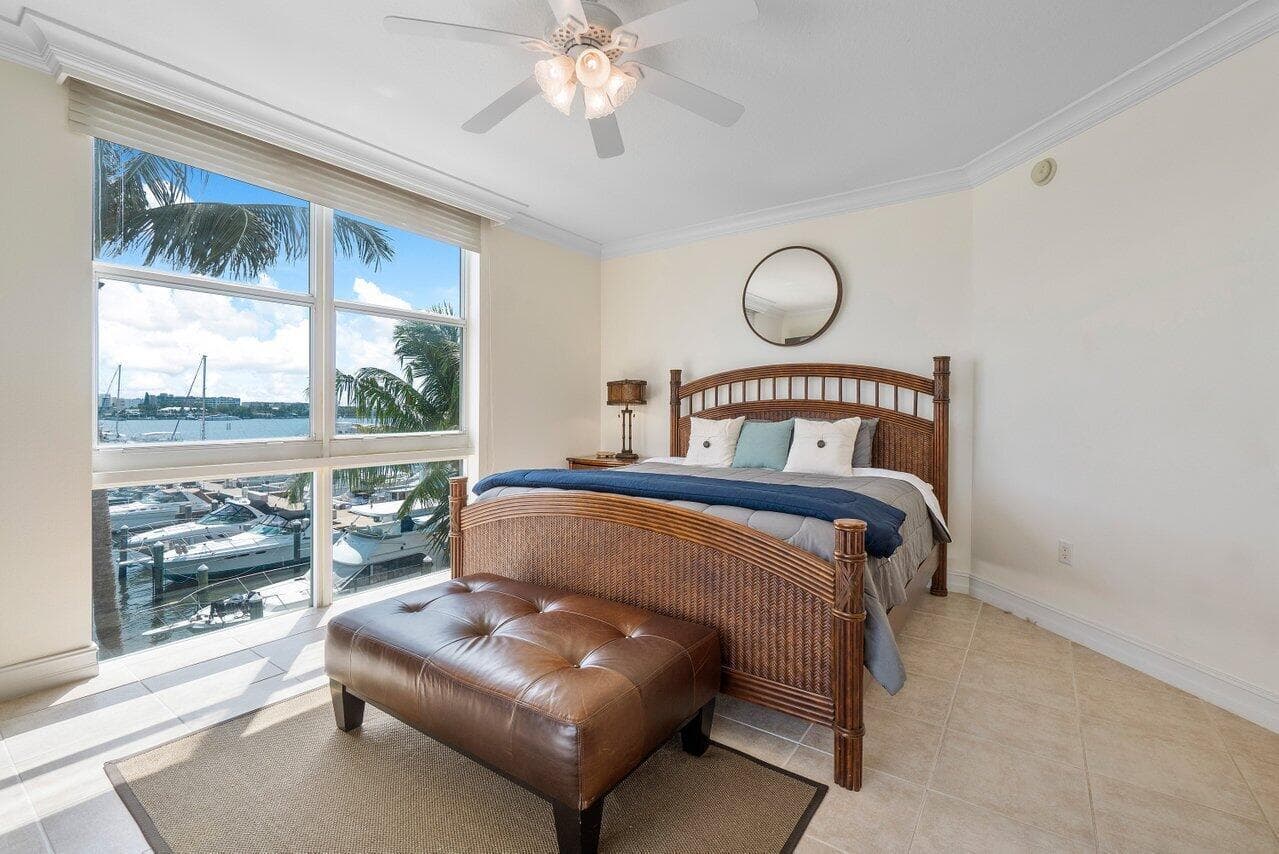 806 E Windward 301 Way 301 photo 25