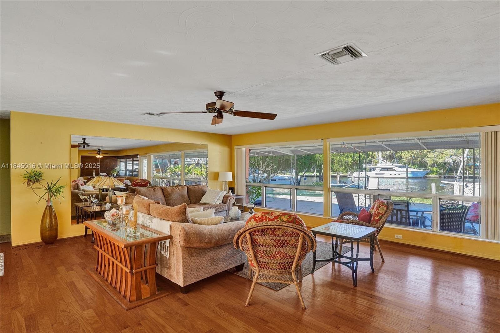 1321 Mandarin Isle photo 16
