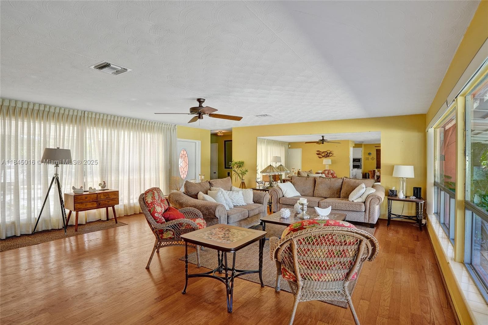 1321 Mandarin Isle photo 18