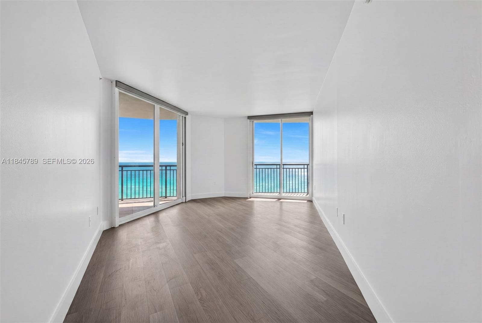 17375 Collins Ave 2501 photo 10