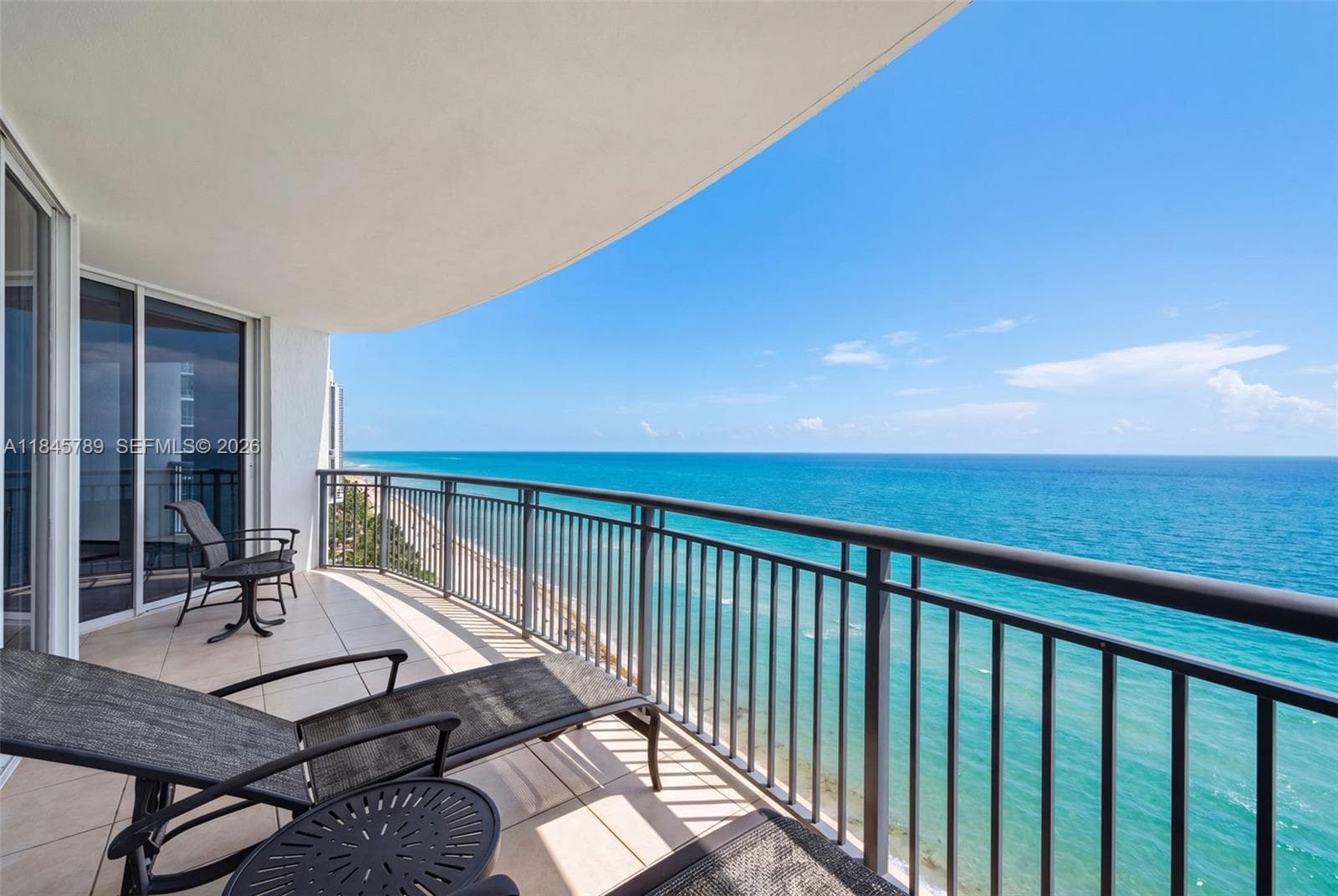 17375 Collins Ave 2501 photo 4