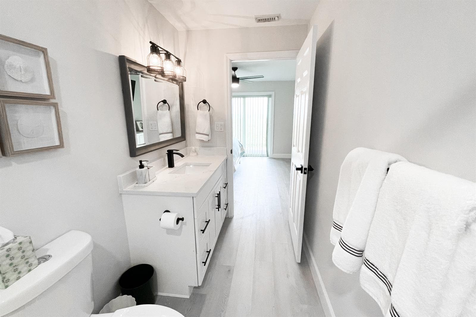 1550 S Ocean Drive 19 photo 15