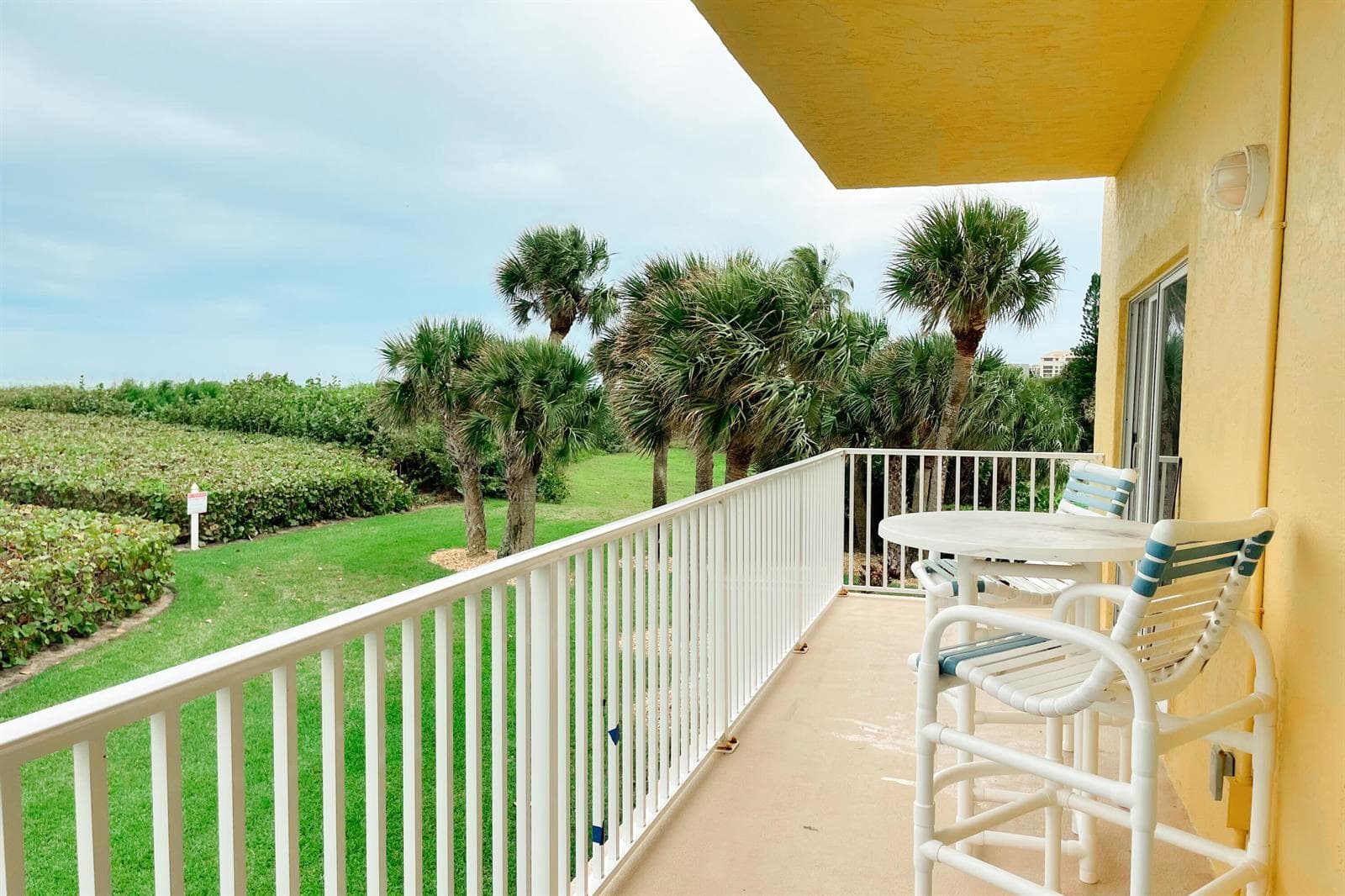 1550 S Ocean Drive 19 photo 21