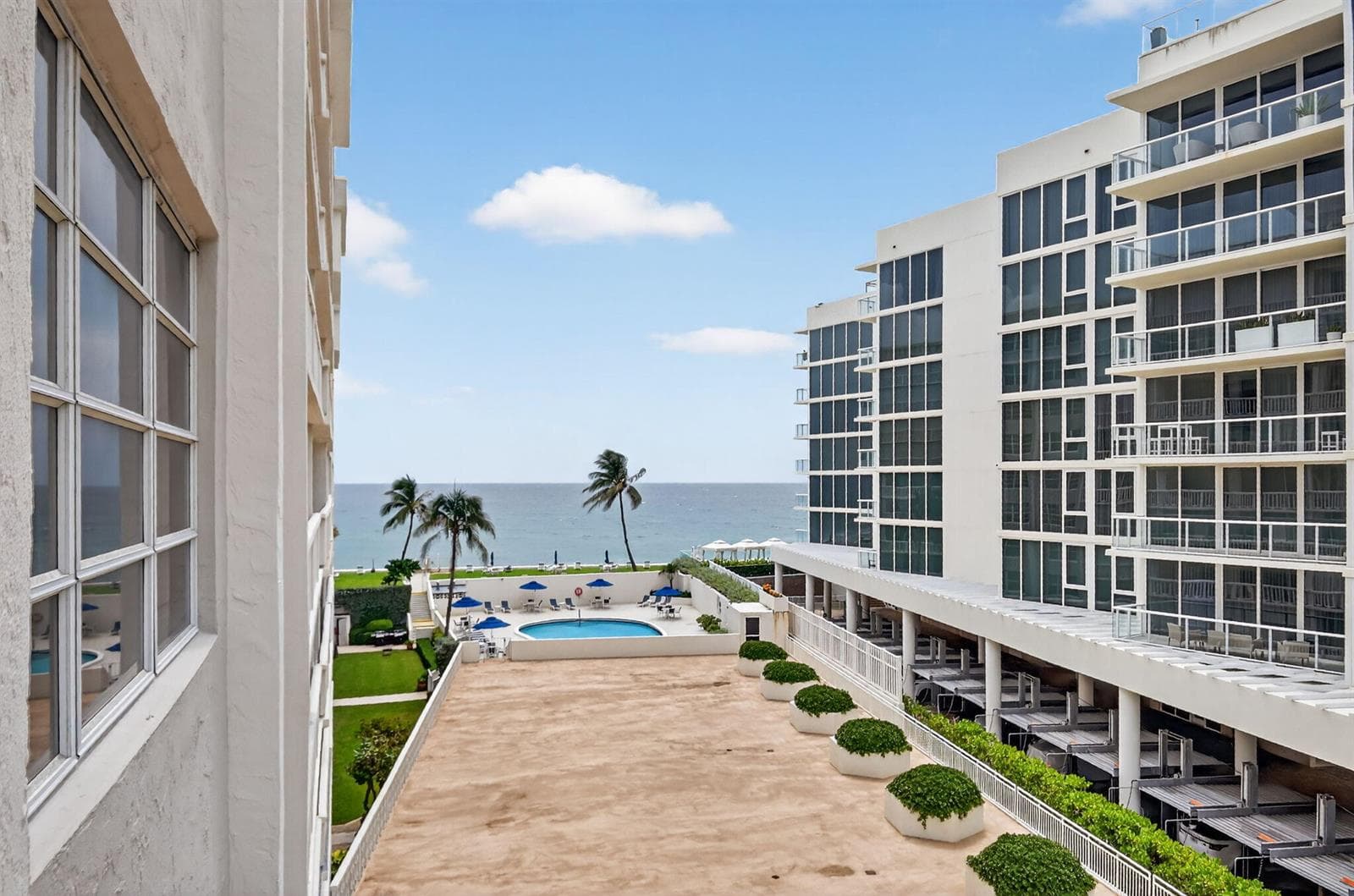 3570 S Ocean Boulevard 508 photo 1