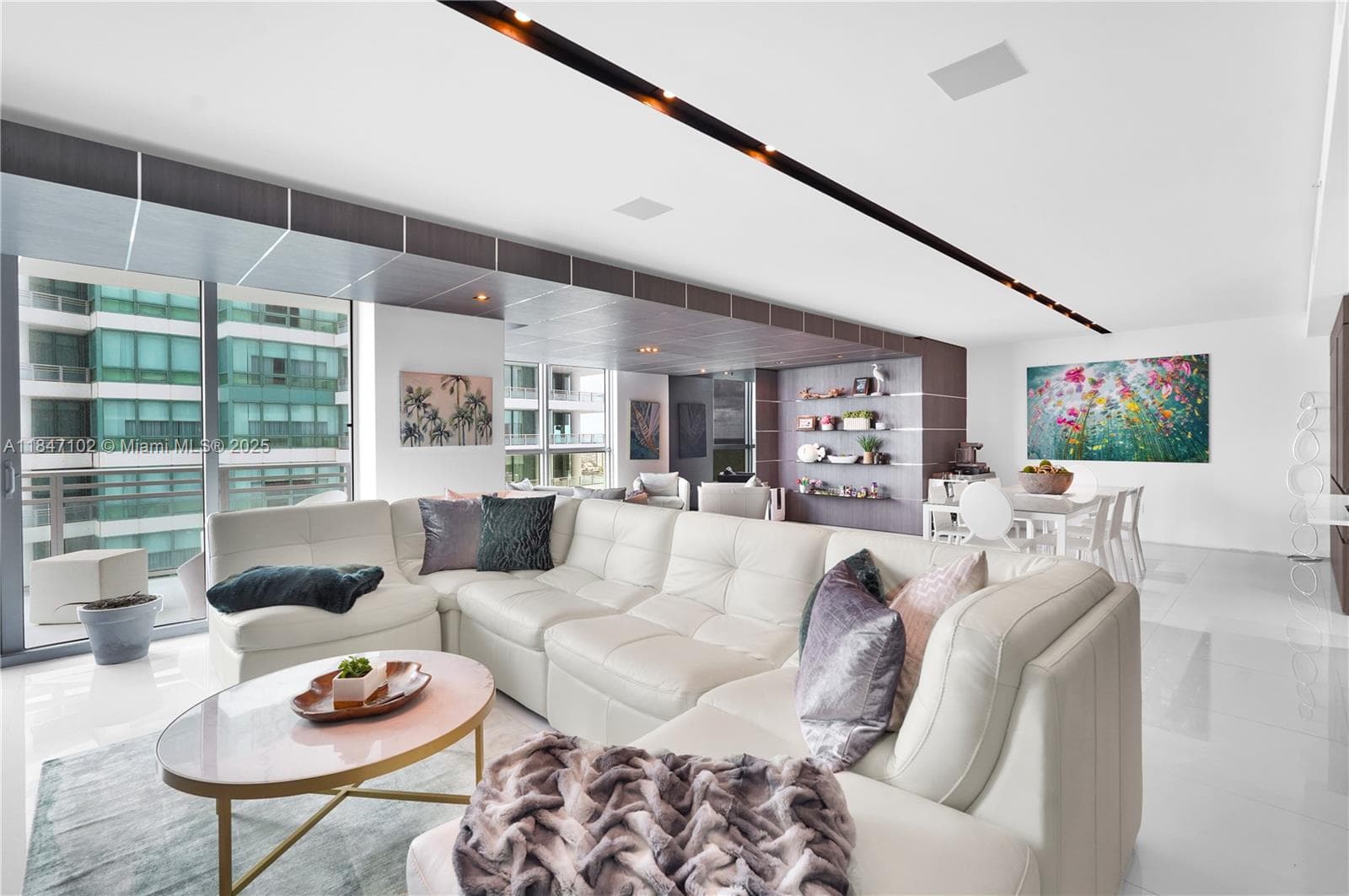 3535 Ocean Drive 2104 photo 2
