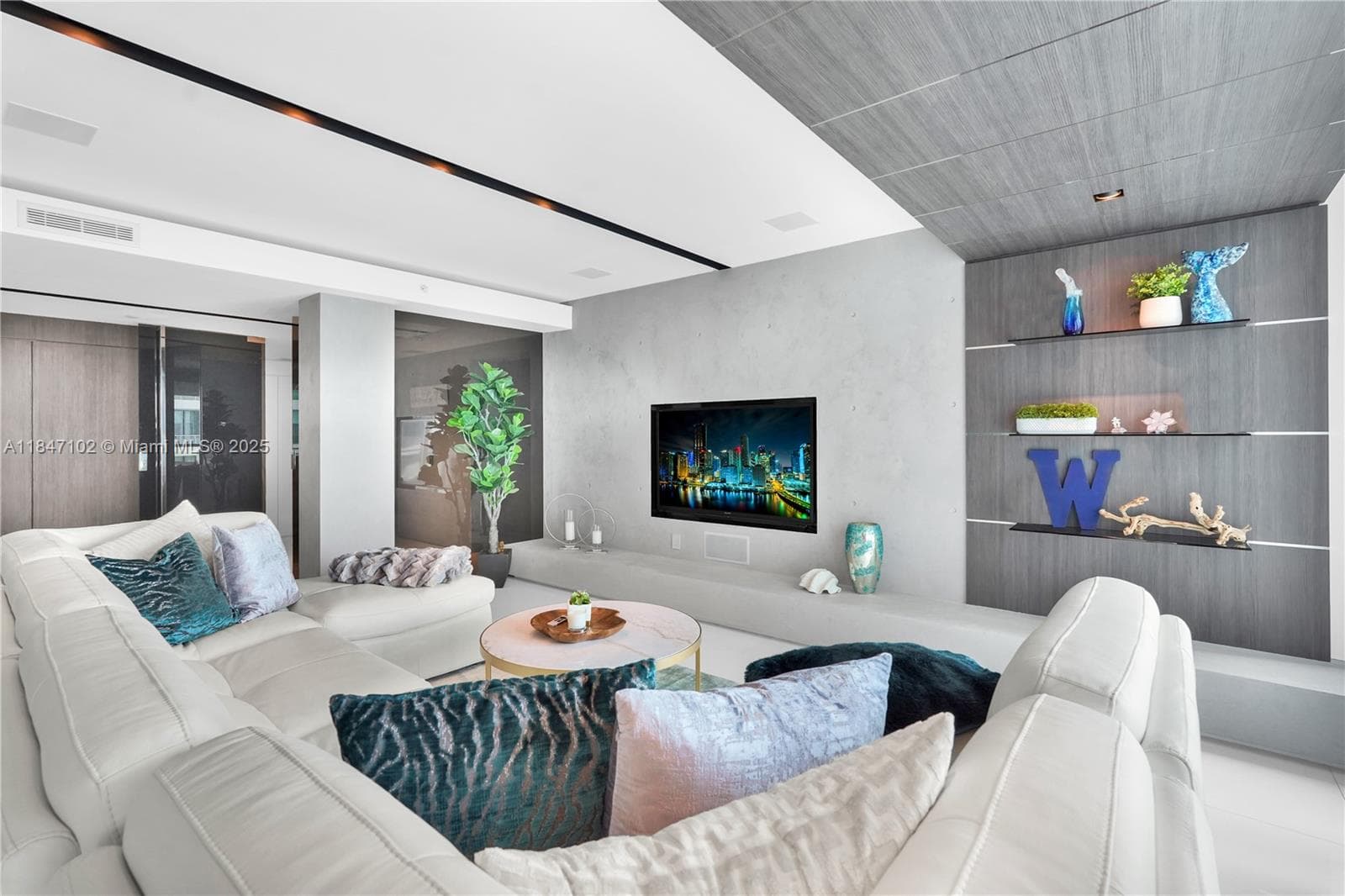 3535 Ocean Drive 2104 photo 19