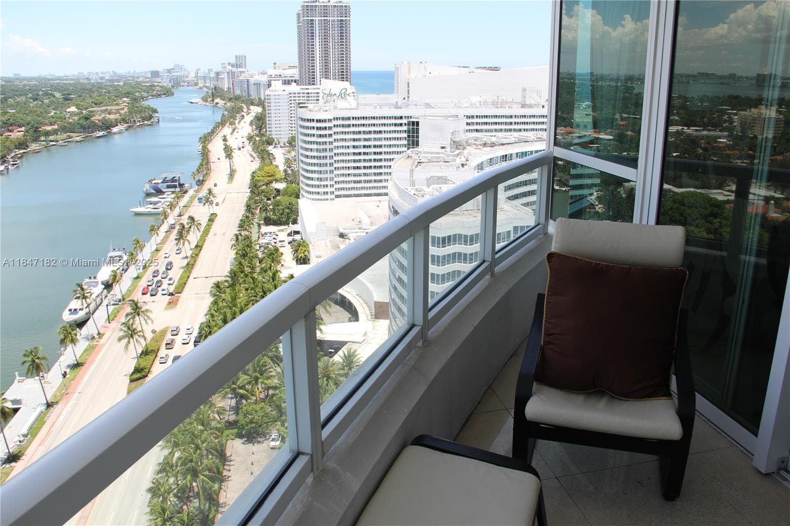 4401 Collins Ave 2315/2317 photo 24