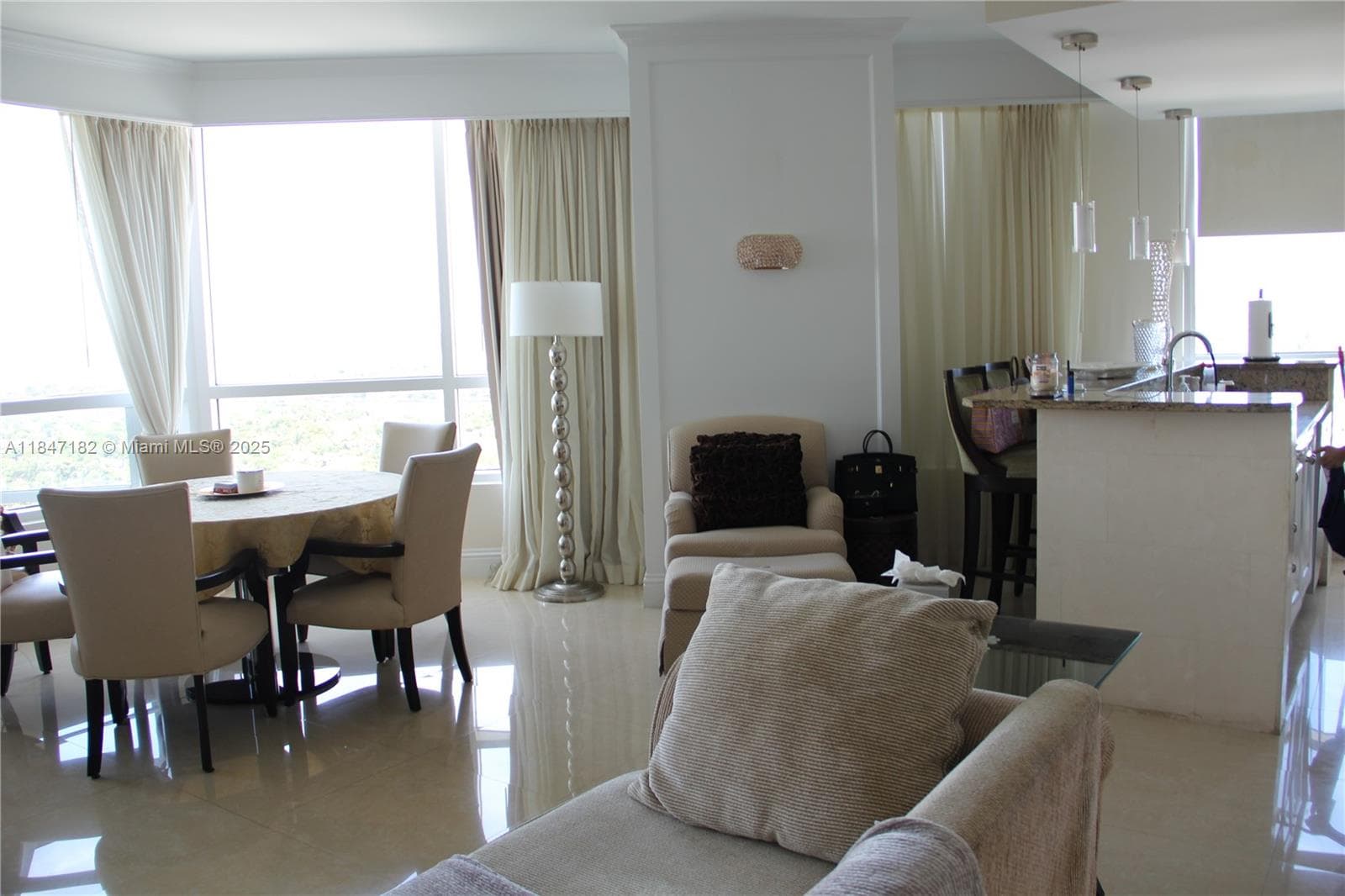 4401 Collins Ave 2315/2317 photo 8