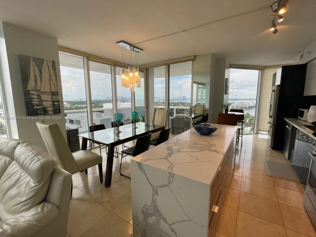 4775 Collins Ave 2105 photo 19