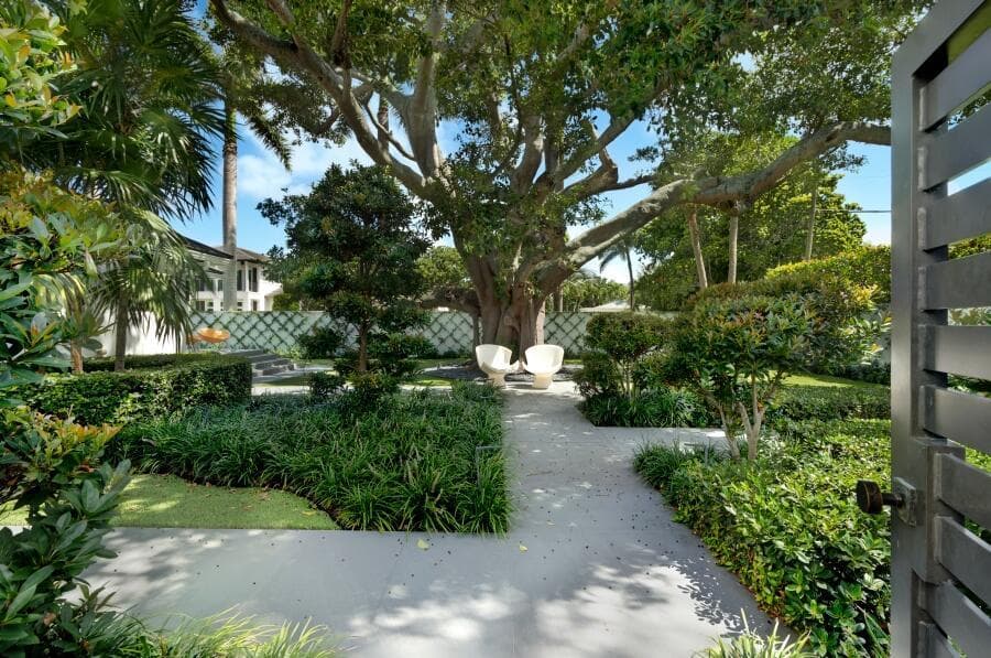 201 Palm Trail photo 8