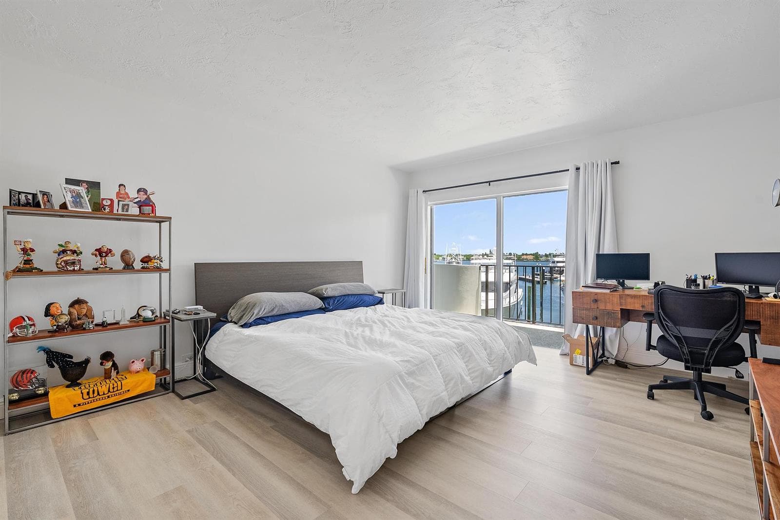 1200 Marine Way G11 photo 8