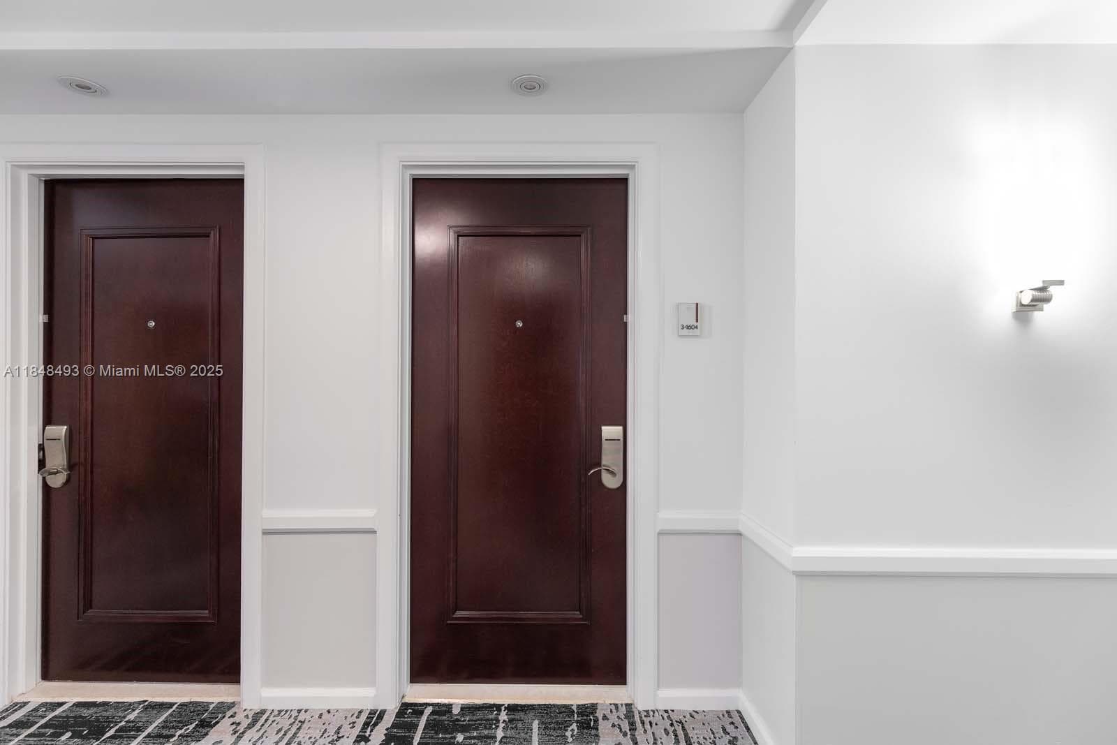 4391 Collins Ave 1605 photo 6