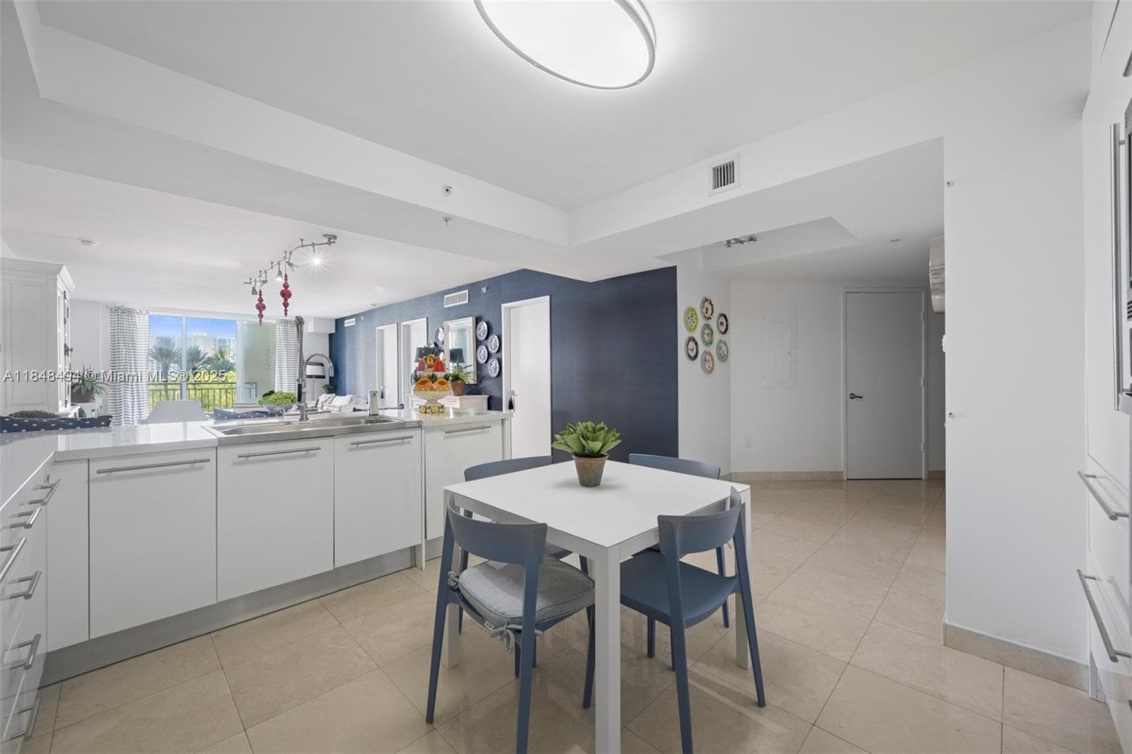 150 Sunny Isles Blvd TH301 photo 9