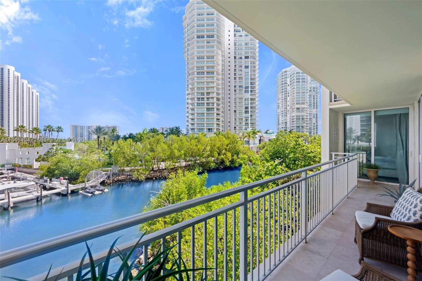 150 Sunny Isles Blvd TH301 photo 24