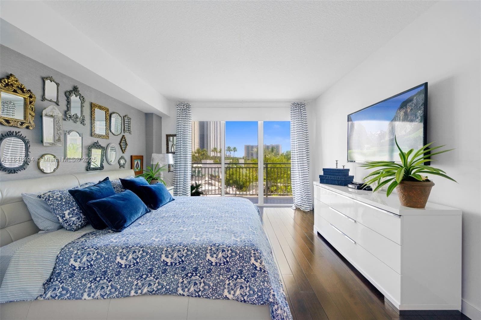 150 Sunny Isles Blvd TH301 photo 15