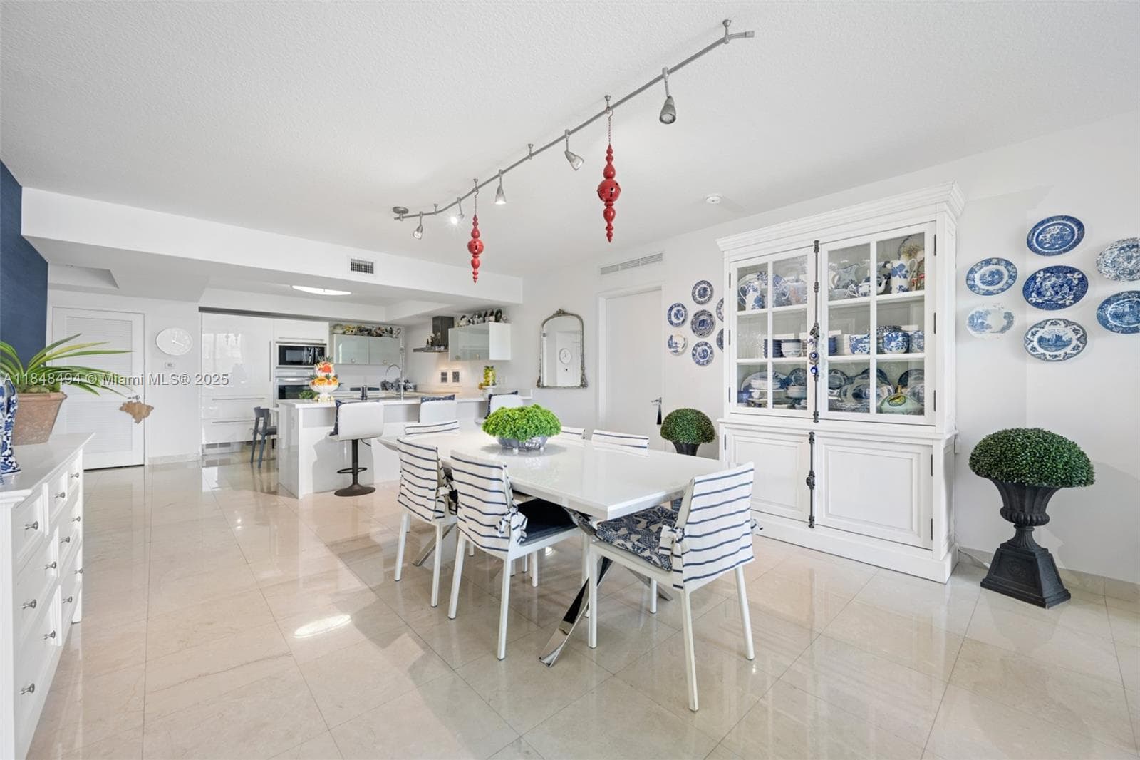150 Sunny Isles Blvd TH301 photo 4