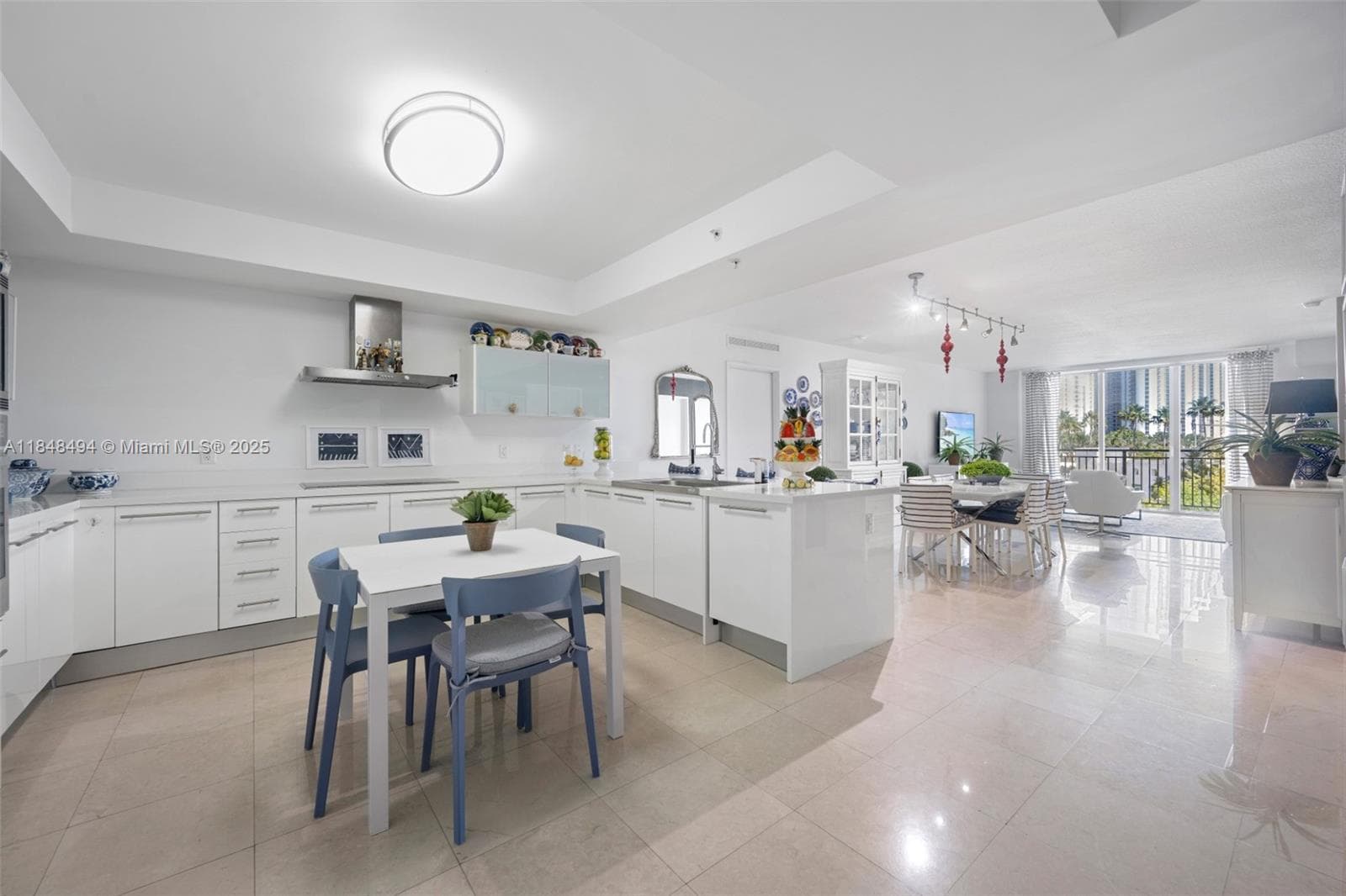 150 Sunny Isles Blvd TH301 photo 8