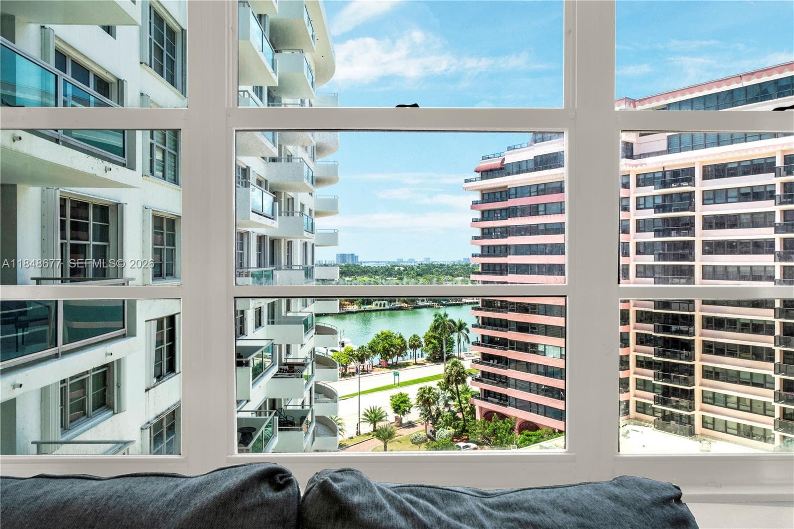 5161 Collins Ave 1110 photo 14