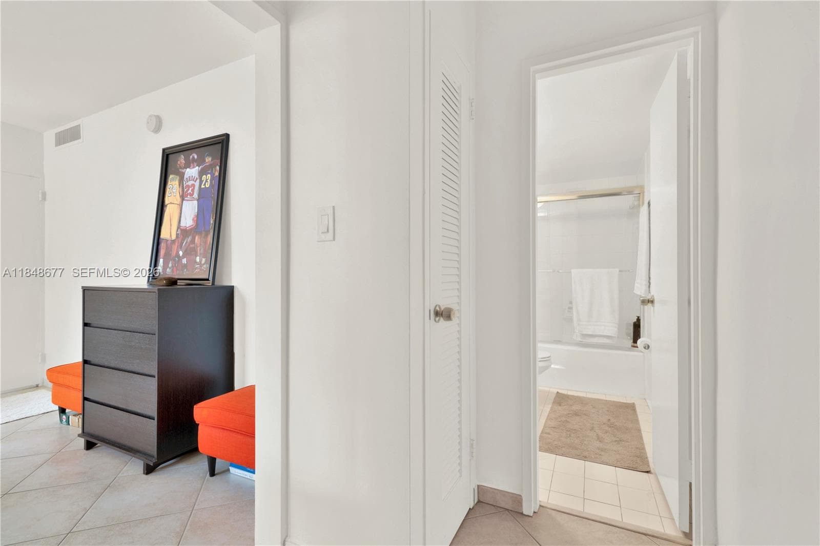 5161 Collins Ave 1110 photo 19