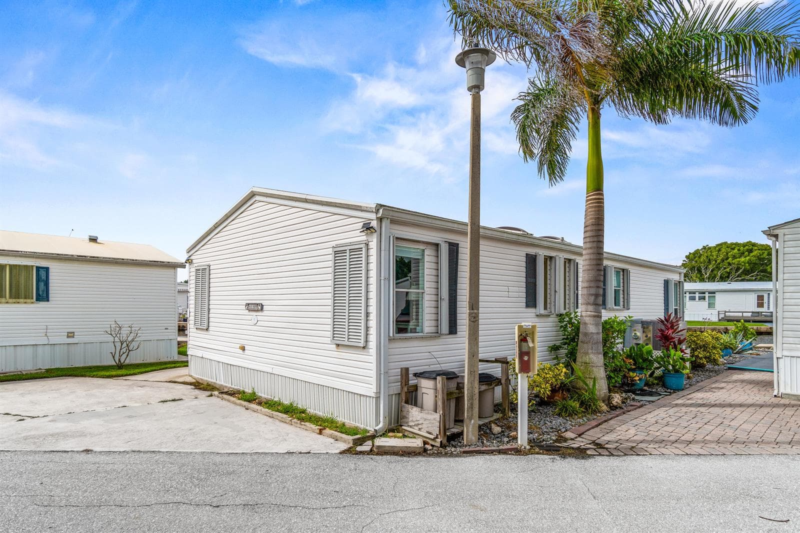 207 Mallard Drive U photo 23