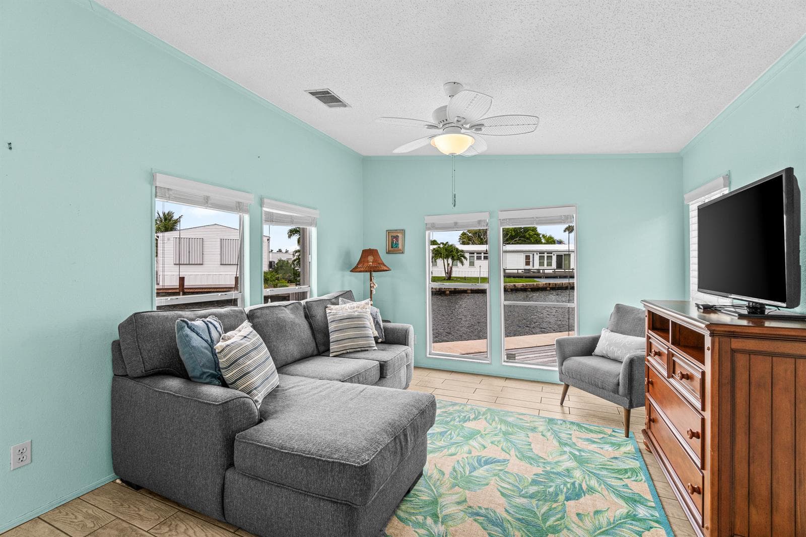 207 Mallard Drive U photo 5