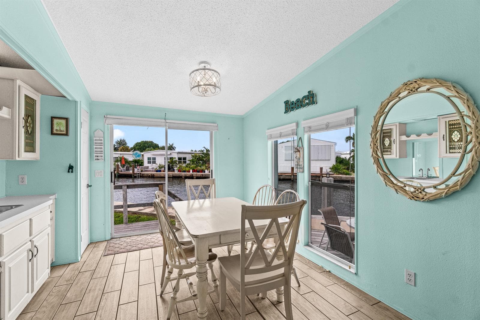 207 Mallard Drive U photo 11
