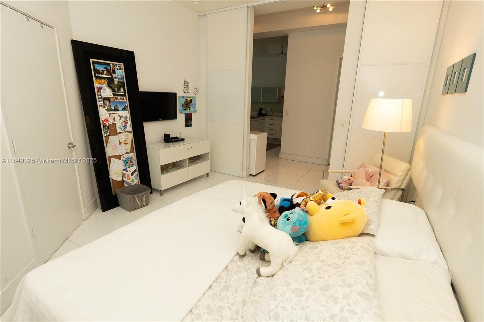 150 Sunny Isles Blvd 1-TH403 photo 12
