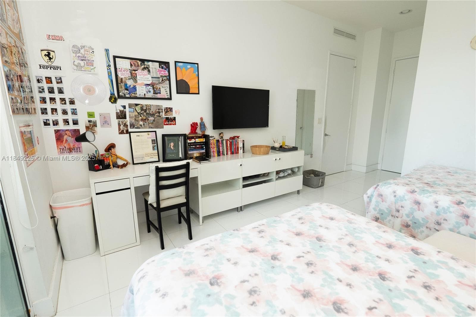 150 Sunny Isles Blvd 1-TH403 photo 22