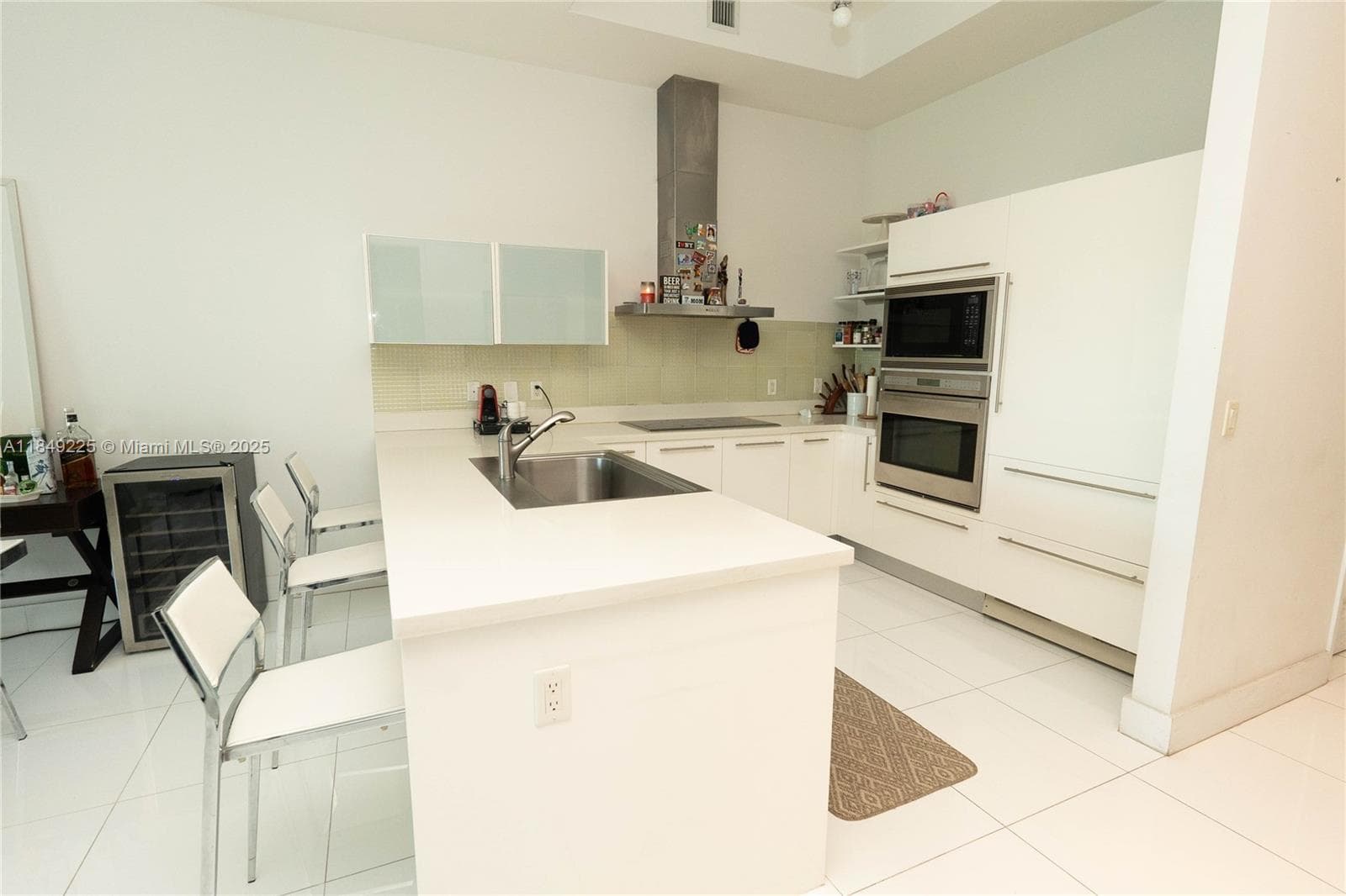 150 Sunny Isles Blvd 1-TH403 photo 14