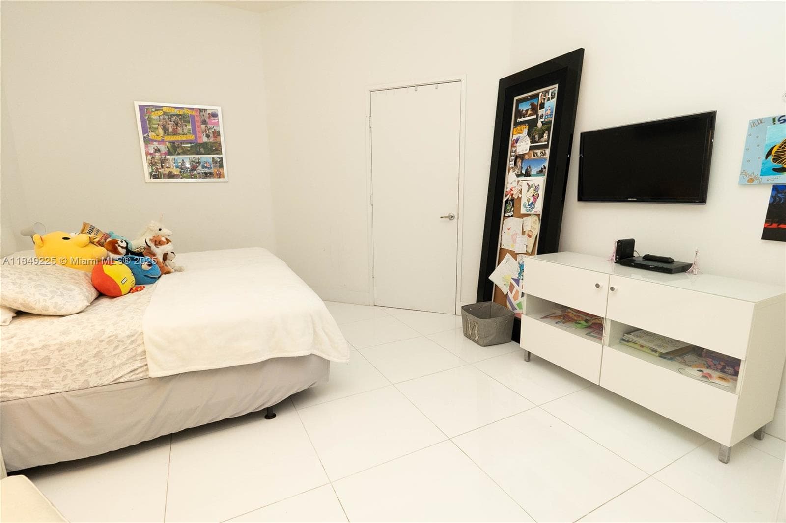 150 Sunny Isles Blvd 1-TH403 photo 11