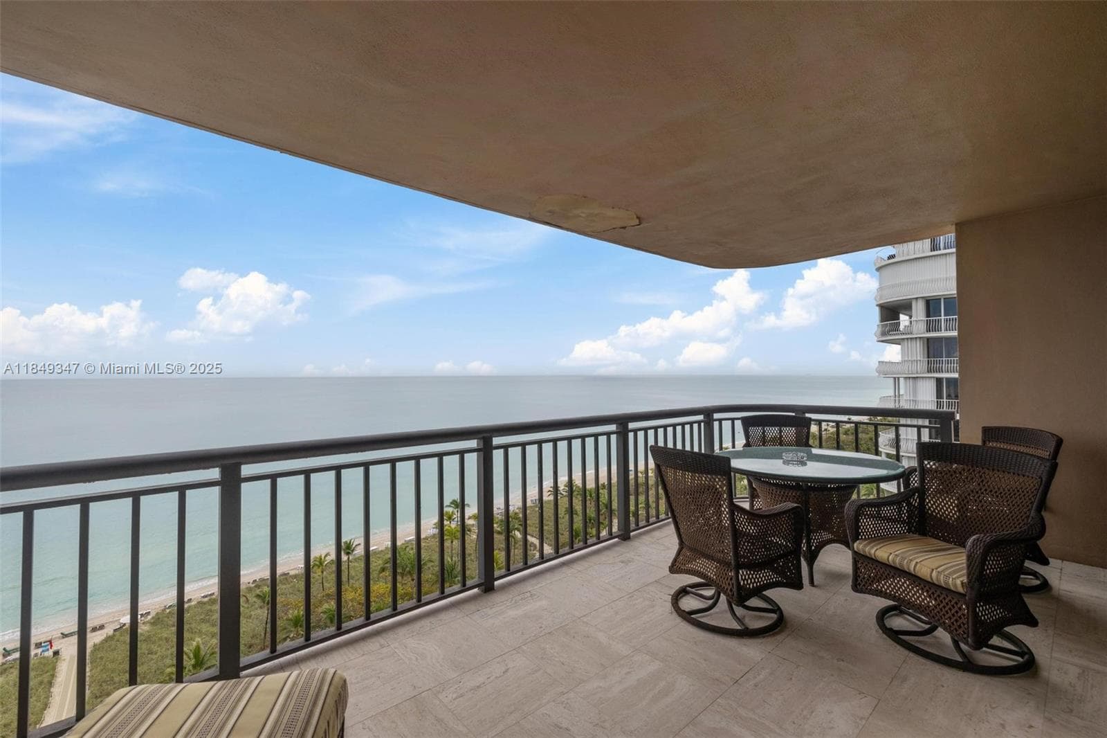 10175 Collins Ave 1202 photo 6