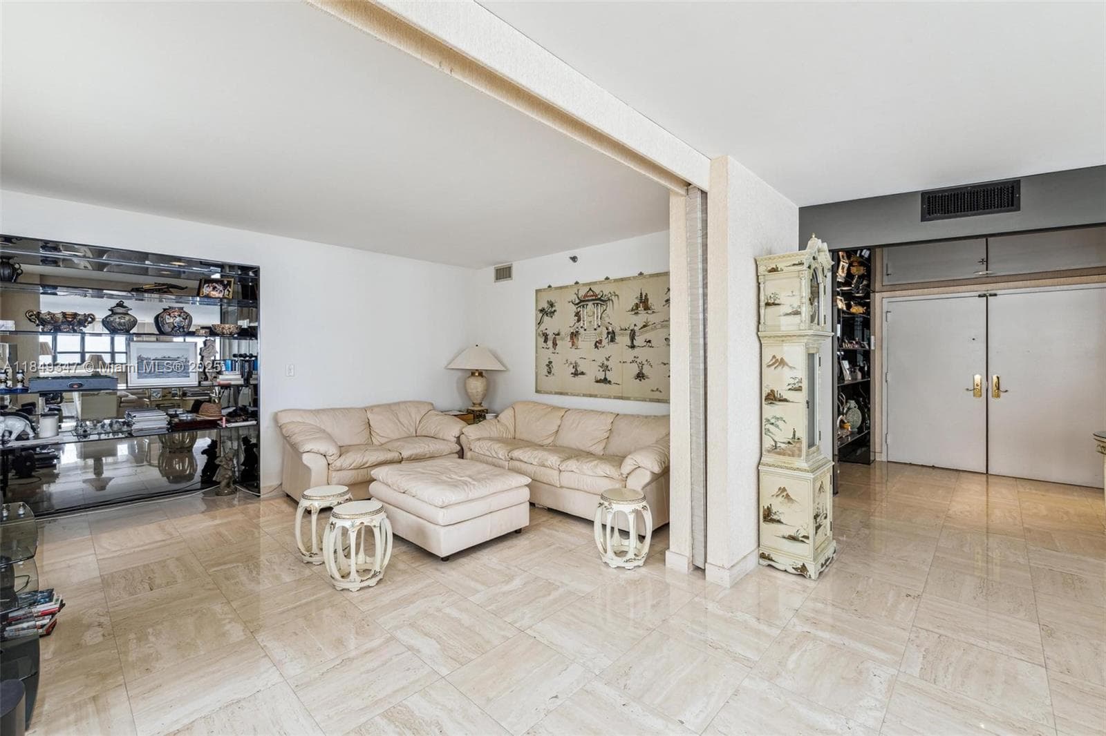10175 Collins Ave 1202 photo 16