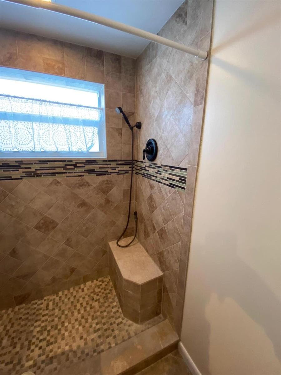 219 Lakeview 102 Avenue 102 photo 17