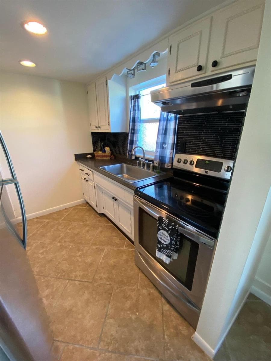 219 Lakeview 102 Avenue 102 photo 10