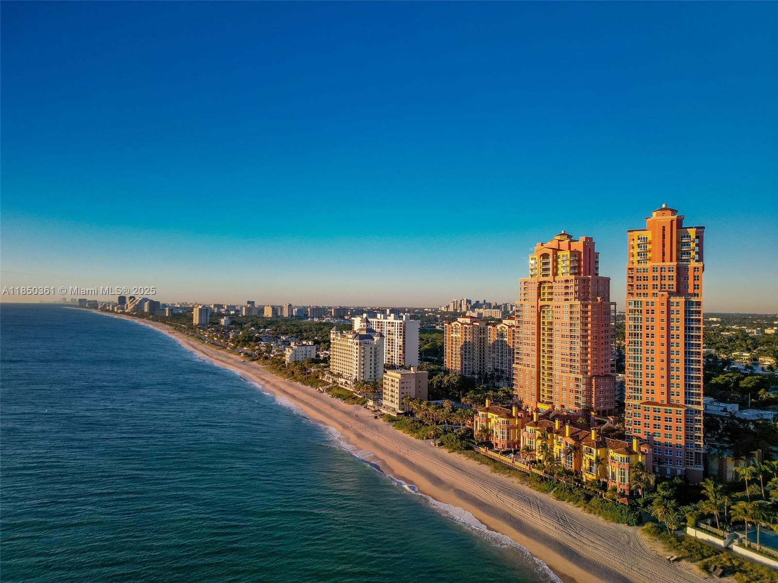 2100 Ocean Blvd 18D photo 2