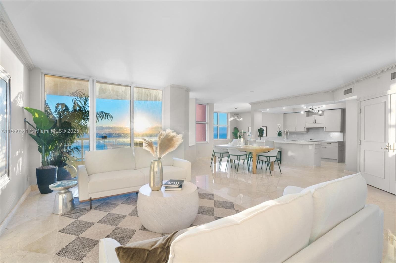 2100 Ocean Blvd 18D photo 1