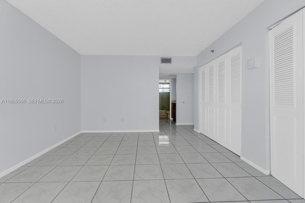 6830 Indian Creek Dr 6D photo 22