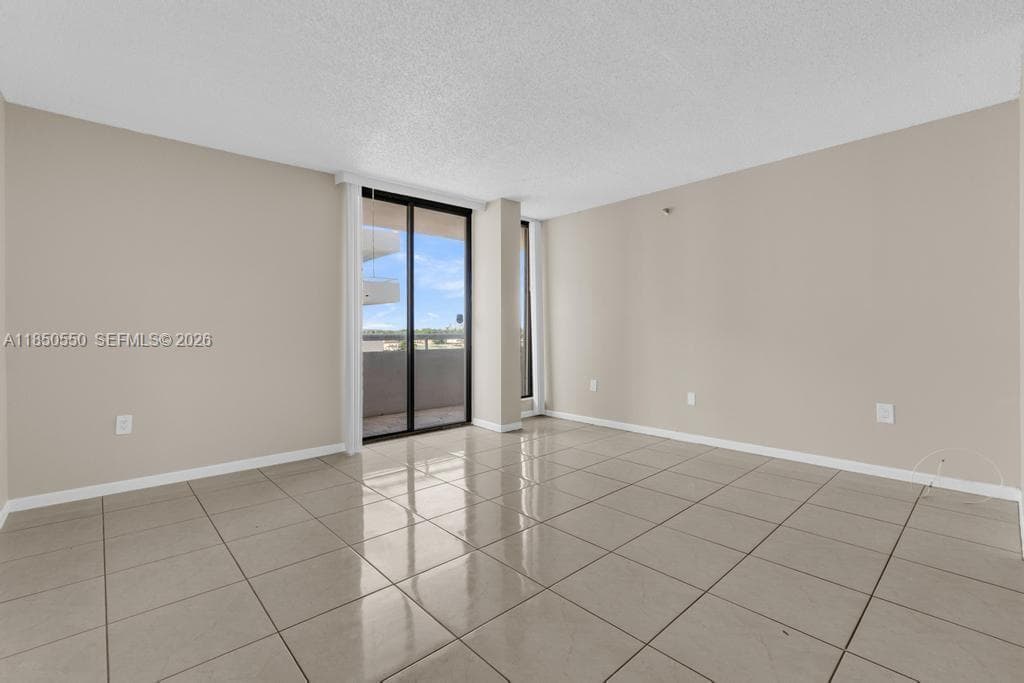 6830 Indian Creek Dr 6D photo 7