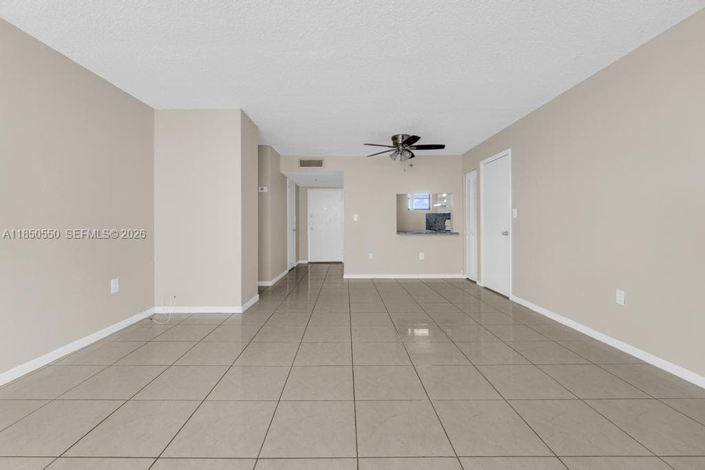 6830 Indian Creek Dr 6D photo 19