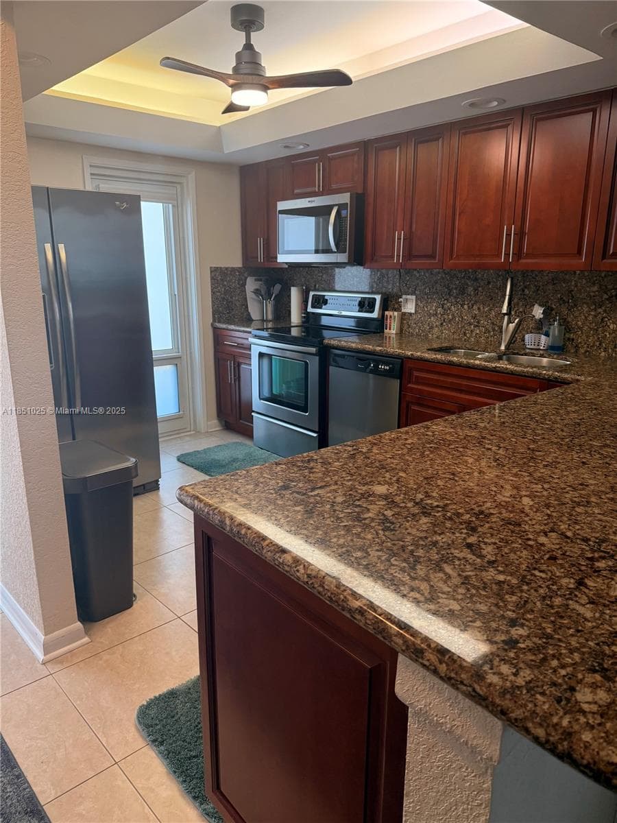 2731 NE 14th St Cswy 502 photo 10