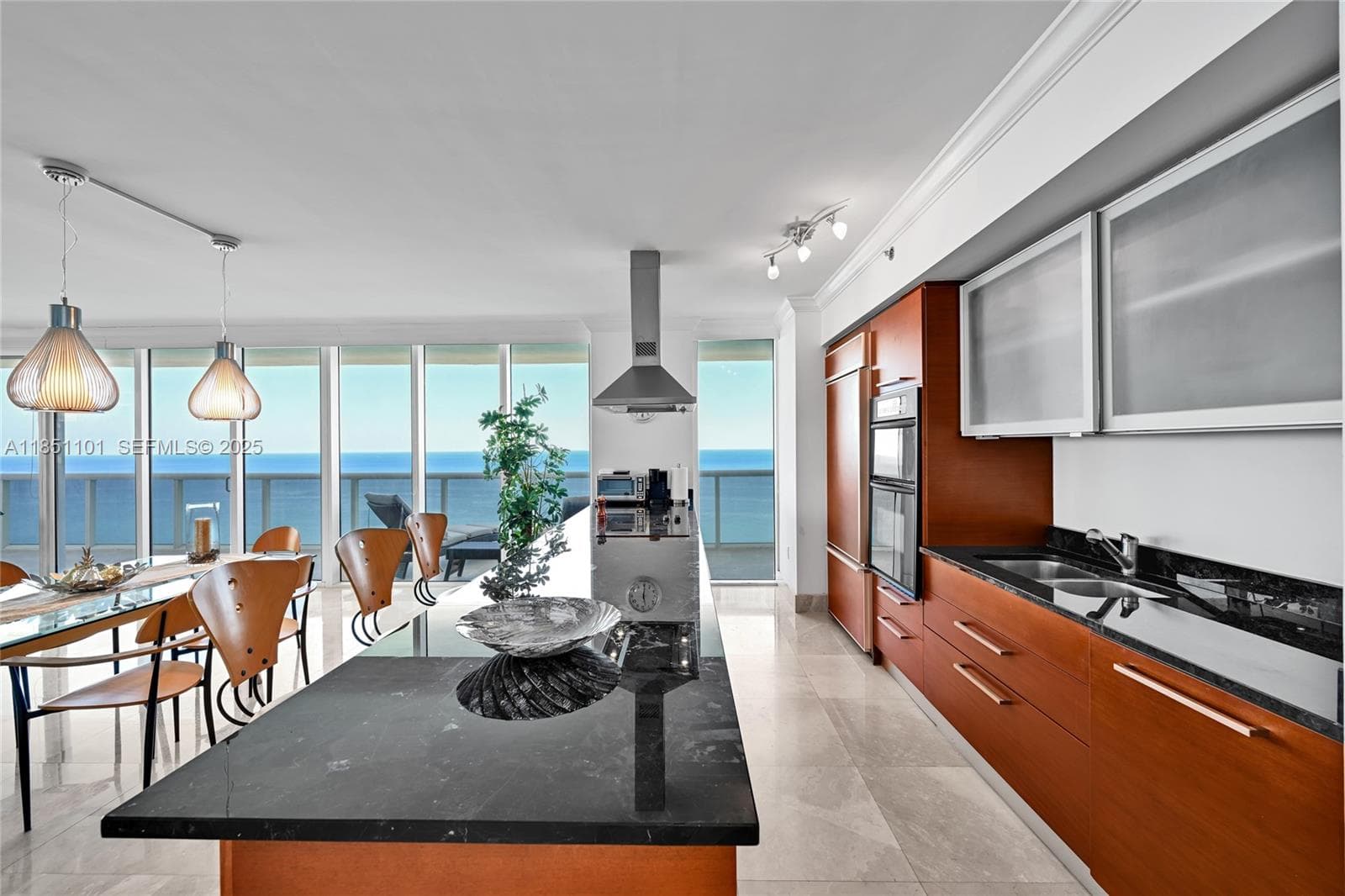 1830 Ocean Dr 3801 photo 13