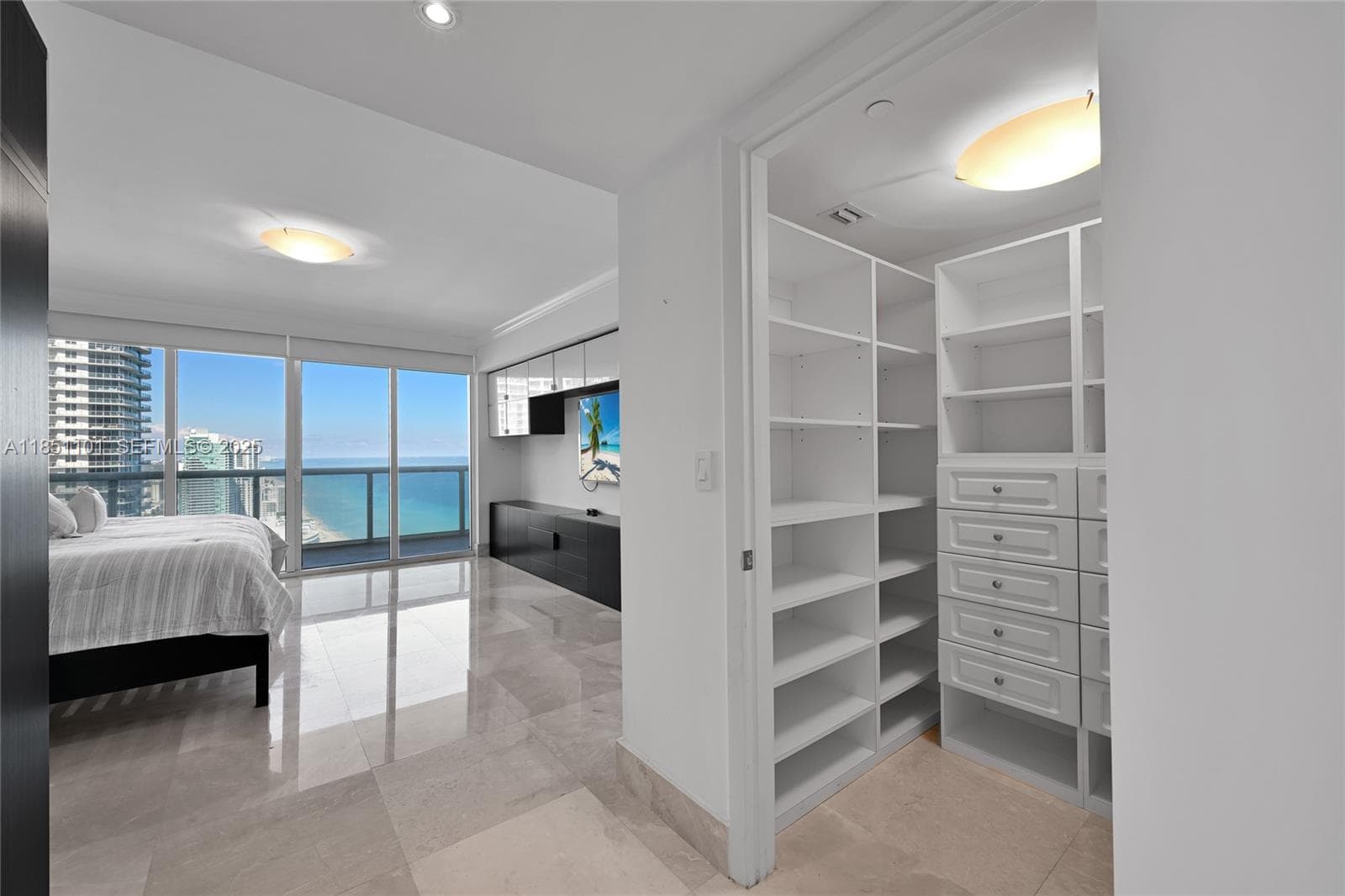 1830 Ocean Dr 3801 photo 22